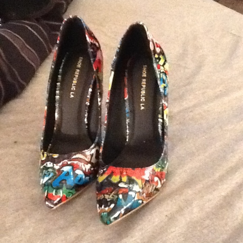 Graffiti heels